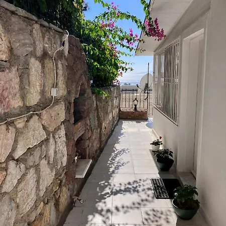 Burcu Residence, Magnificent Sea View, Cozy, Free Otopark, Free Wifi Daire *